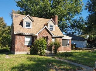 5806 Adelphi St, Cincinnati, OH 45227