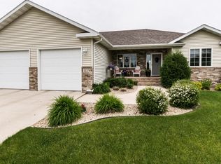 1119 9th Ave SE, East Grand Forks, MN 56721