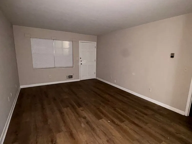 82 Blankenship Pl SW — Photo 3