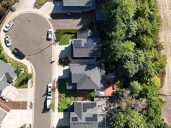 3rd image of 2432 Robbins Way