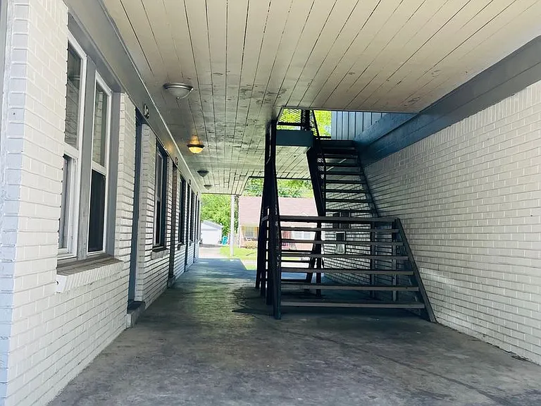 816 Lambuth Blvd — Photo 10