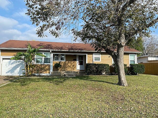 1st image of 804 E Rosebud Ave
