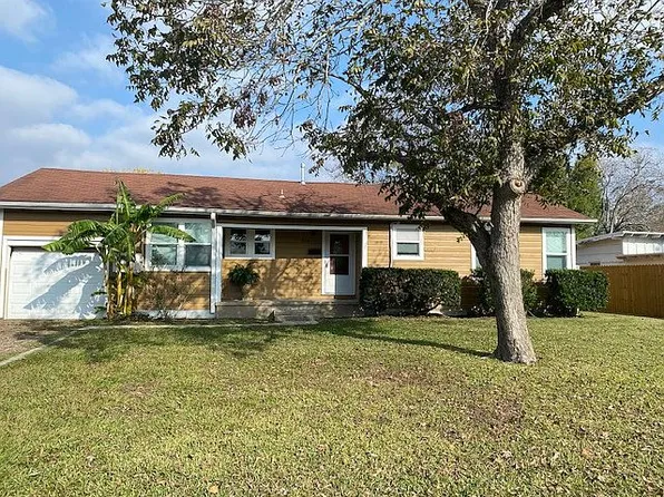 804 E Rosebud Ave, Victoria, TX 77901