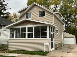913 Frederick St, Oshkosh, WI 54901