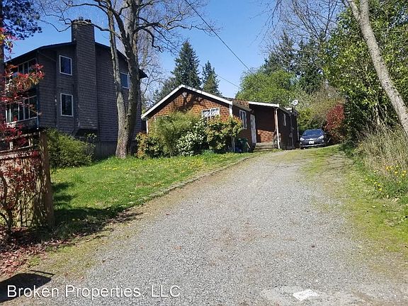 4th image of 11003 24th Ave NE