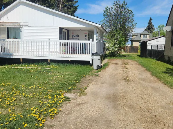 109th St #9740, Westlock, AB T7P 1A9