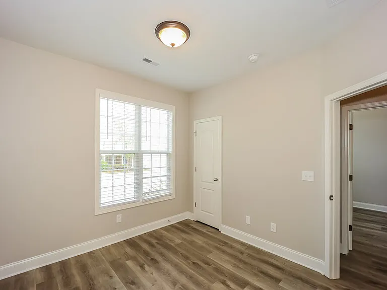 30 Camden Way — Photo 12