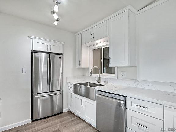 5th image of 4783 Mount Almagosa Dr