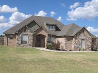 504 Chateau Ct, Elgin, OK 73538