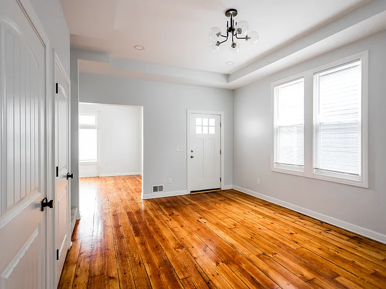 613 E Euclid St — Photo 6