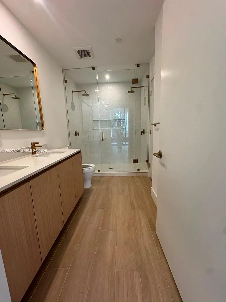 1 bed, 2.0 bath, $4,300 — Photo 3