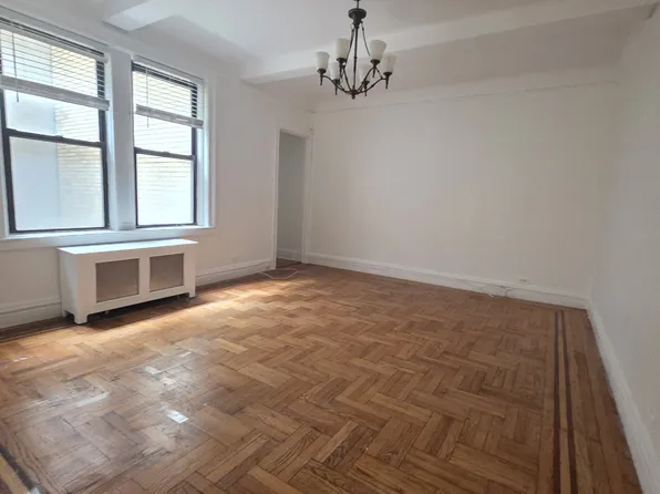 170 West 81st Street image 1 of 11