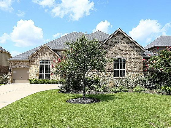 2nd image of 2718 Texas Laurel Dr