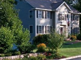 11 Davis Rd, Bedford, MA 01730