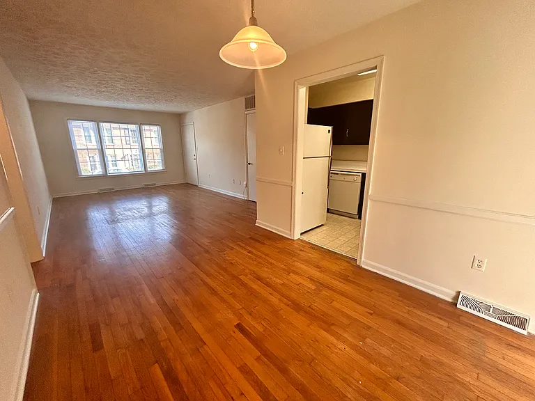 Princeton Circle West Apartments — Photo 69