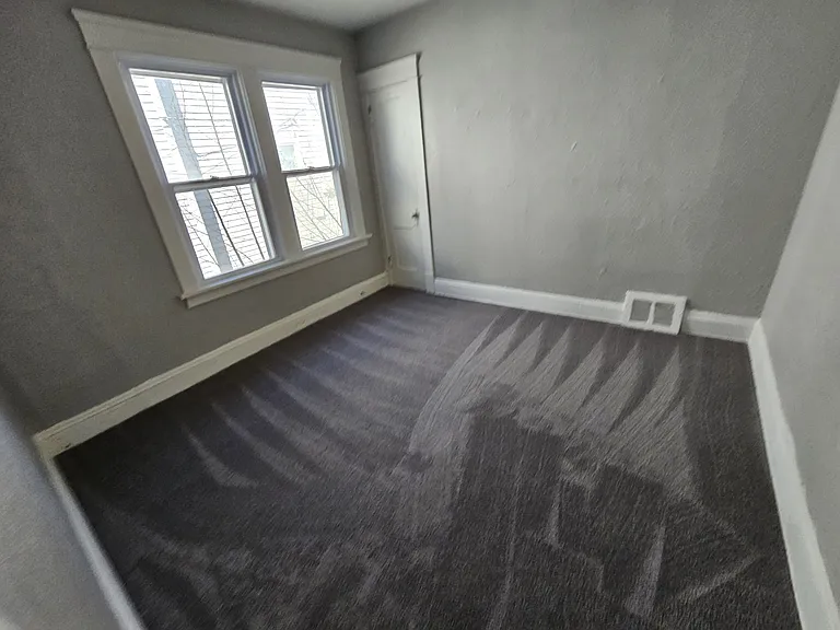 11008 Kinsman Rd — Photo 12