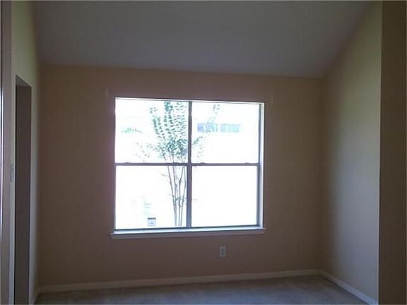 2nd image of 16422 Gaslamp Dr