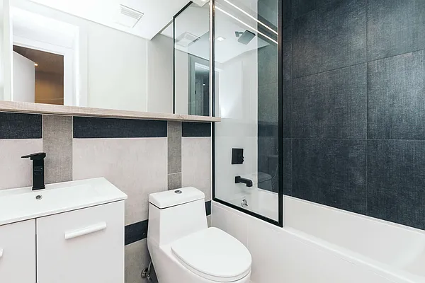 Rented by Nooklyn NYC LLC | media 41