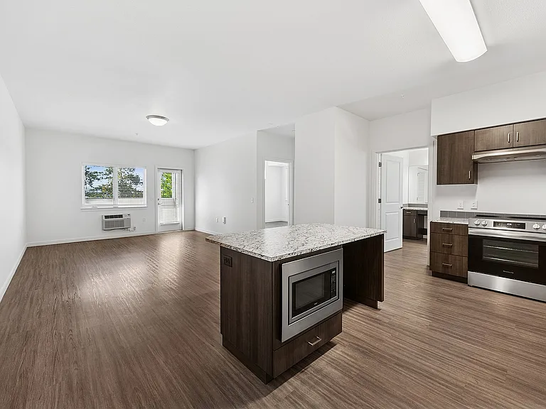 Pacific Ridge Apartments — Photo 7