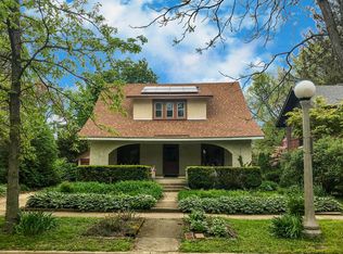 702 W Michigan Ave, Urbana, IL