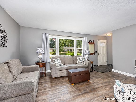5th image of 1313 Brookridge Dr SE