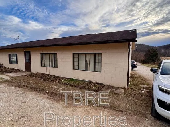 6785 Mud River Rd #1/2, Barboursville, WV 25504
