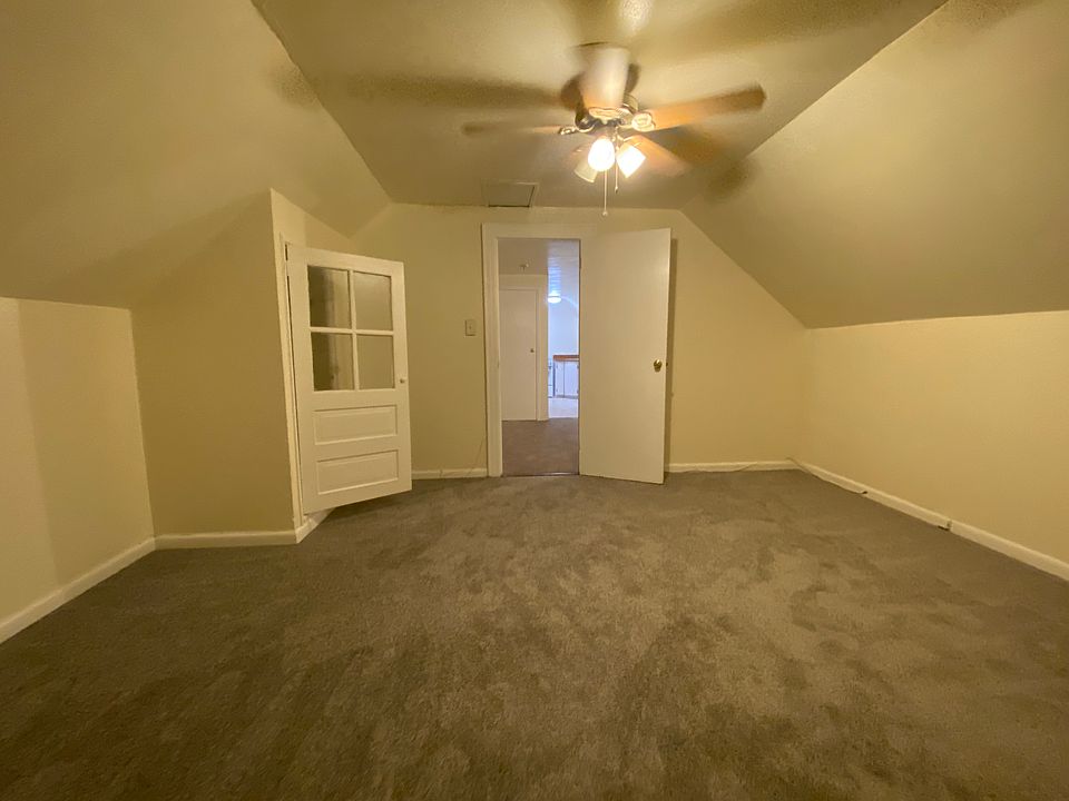 1st image of 11921 199th St Floor 1
