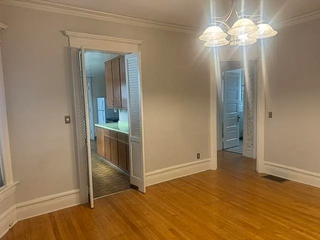 1030 Franklin Pl — Photo 6