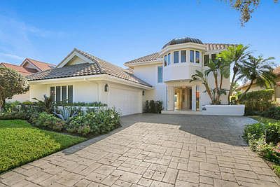 ZUSY 13653 Rivoli Dr Front (2)