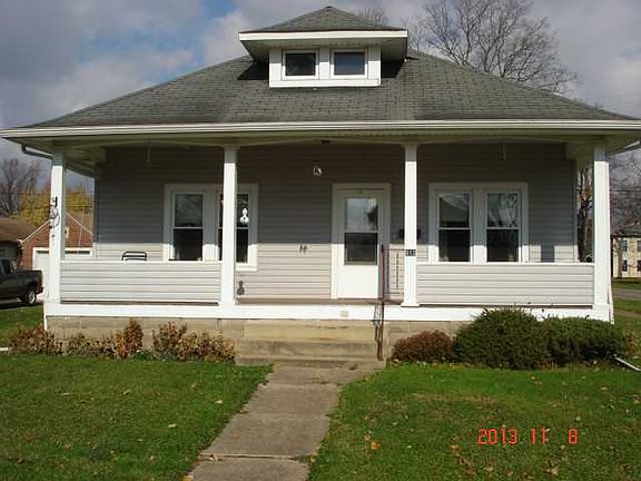 2nd image of 813 Howard St