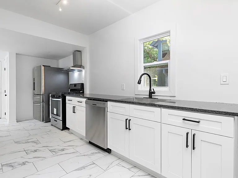 5531 Tracy Ave — Photo 6