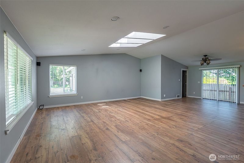 5th image of 120 Joy Lane
