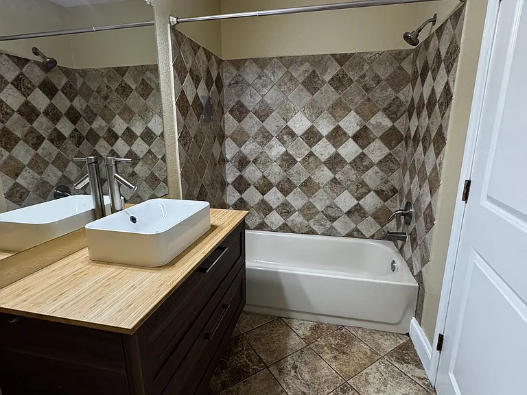 2321 NW 33rd St #209 — Photo 7