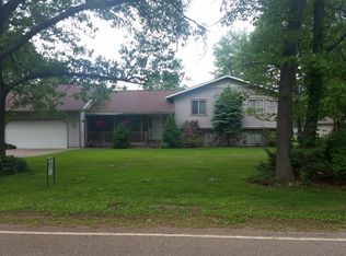 233 N Mill Iron Rd, Muskegon, MI 49442