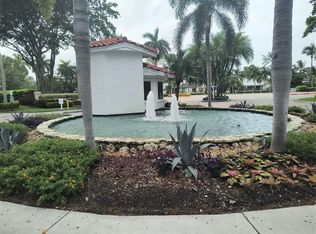 3610 Yacht Club Dr APT 401, Aventura, FL 33180