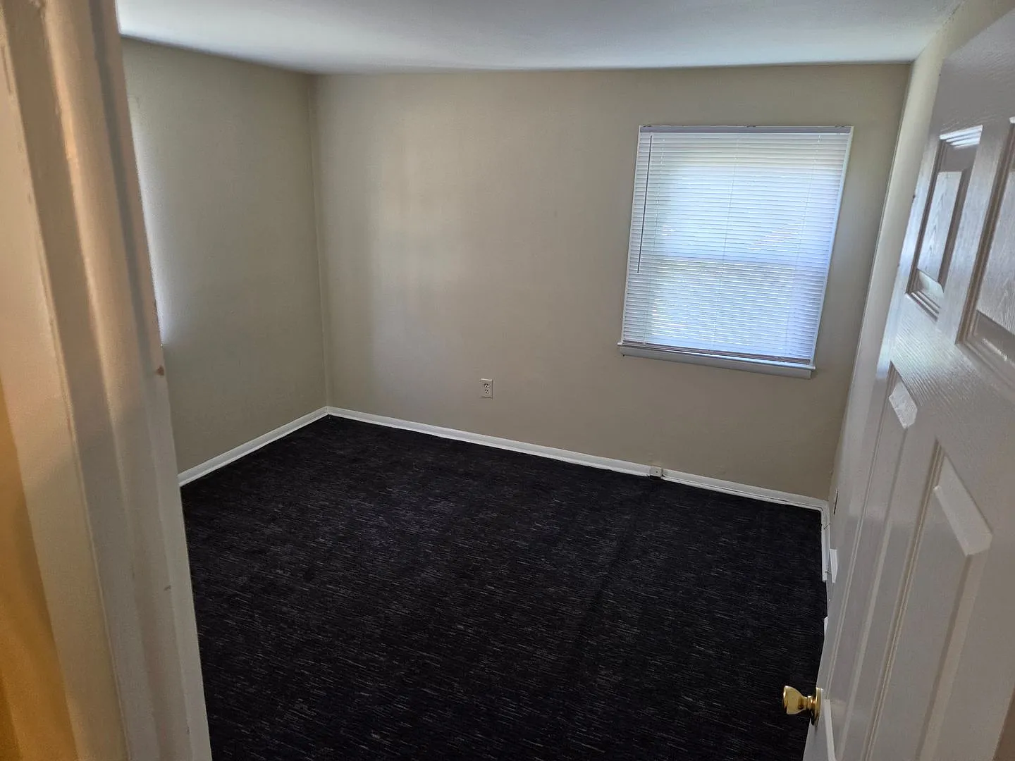 3 Bedroom 2 Bath House — Photo 4