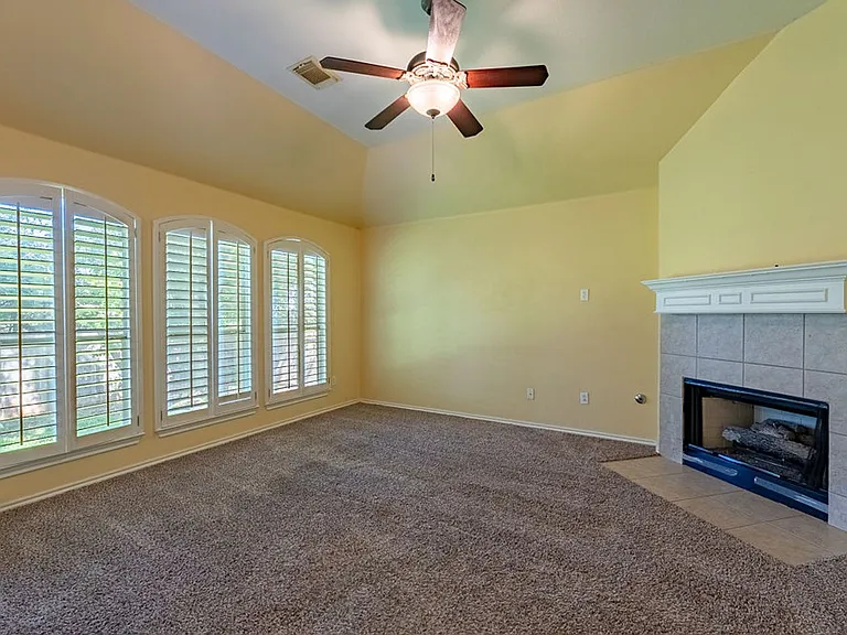 7414 W Magic Mountain Ln — Photo 17