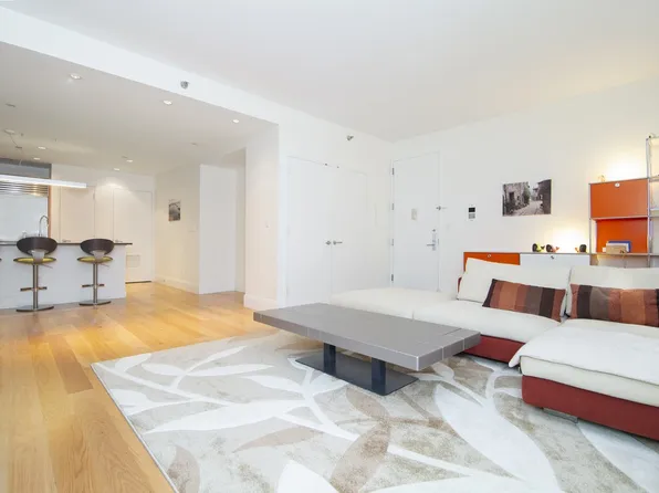 125 West 22nd Street 2C image 2 of 7