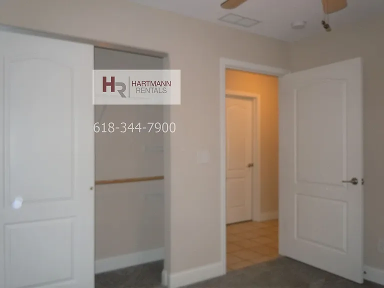 123 W Center St — Photo 8