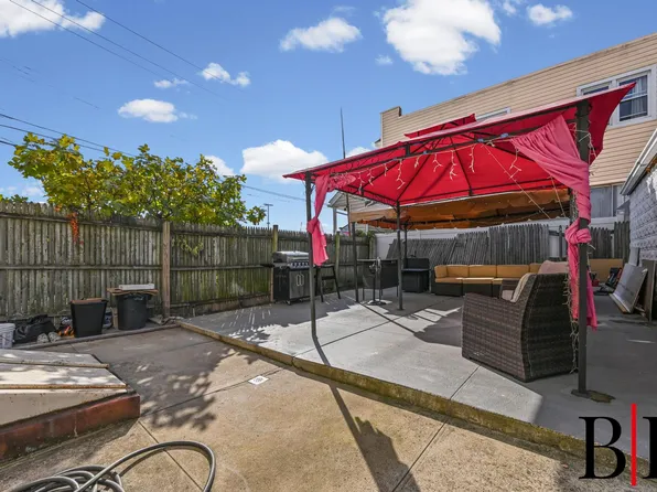 1450 East 98th Street image 19 of 25