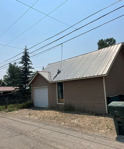 622 N Boulevard St — Photo 22