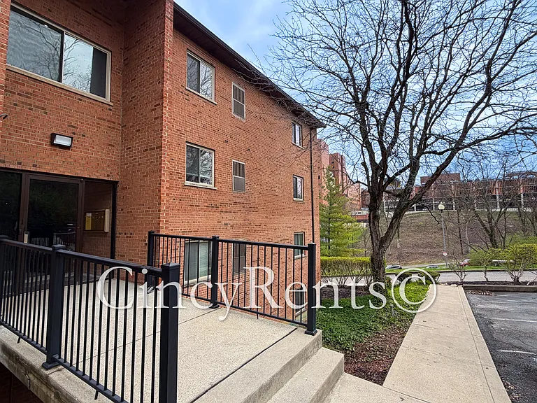 521 Martin Luther King Dr W #A6 — Photo 1