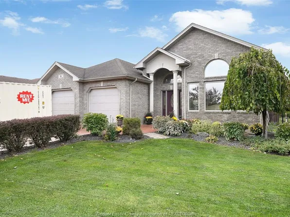 1 Kingsbridge Dr, Amherstburg, ON N9V 4A4