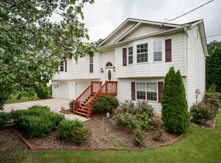 1495 Chalet Cir, Lawrenceville, GA 30043