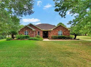 8142 Hills Pkwy, Montgomery, TX 77316