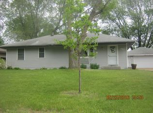 8679 Hadley Ave S, Cottage Grove, MN 55016