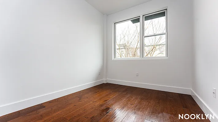 Rented by Nooklyn NYC LLC | media 9