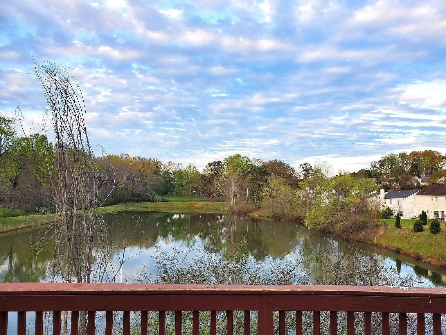 4 bed, 2.5 bath, 2300 sqft, $2,700 — Photo 4