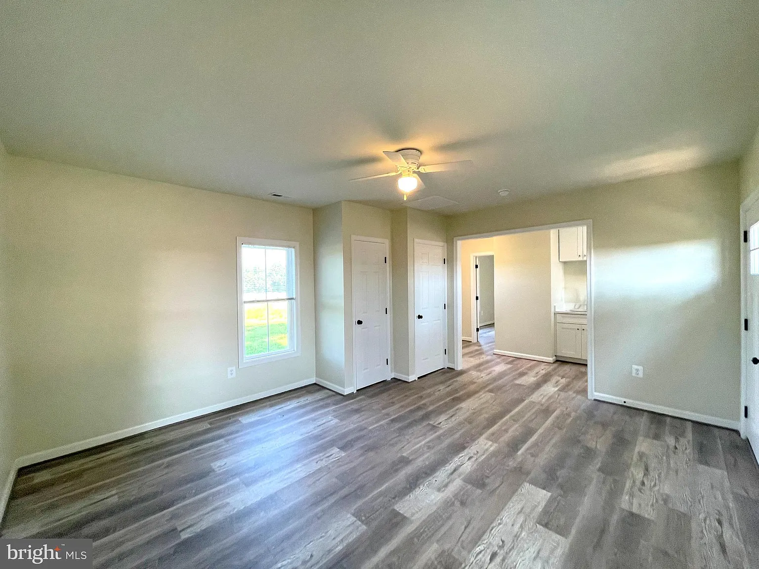 1 bed, 1.0 bath, 570 sqft, $1,650 — Photo 4