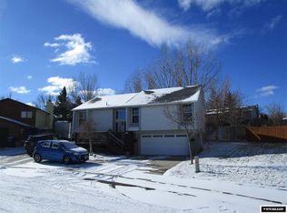 1045 Chugwater Dr, Green River, WY 82935